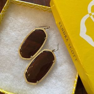 Kendra Scott Danielle drop earrings with rich brown stone